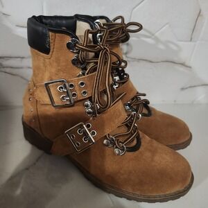 Chase‎ + Chloe Kendy-1 Tan Faux Suede Buckle Studded Combat Ankle Boots Size 7.5